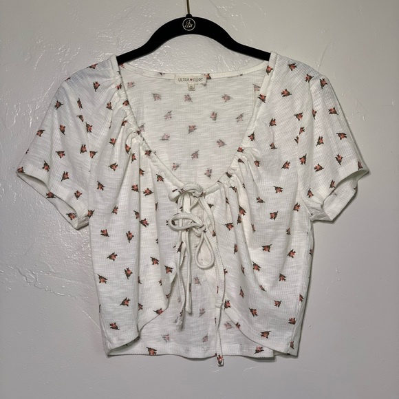 Ultra Flirt Tie Front Floral Crop Top XL - Picture 1 of 5